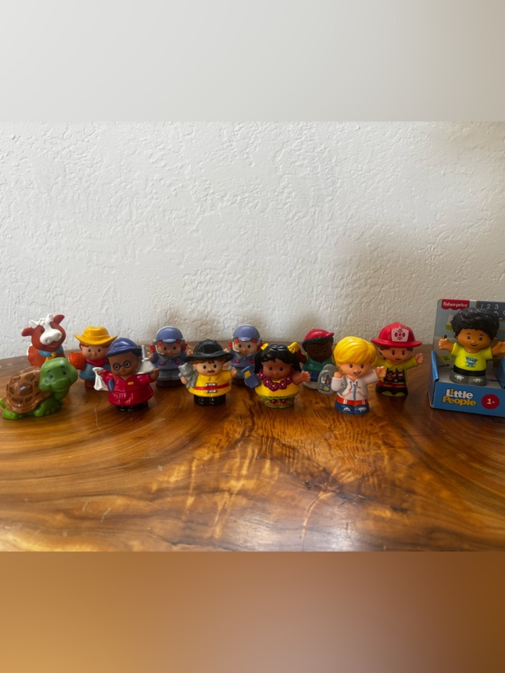 Lot of 11 Little People Figures